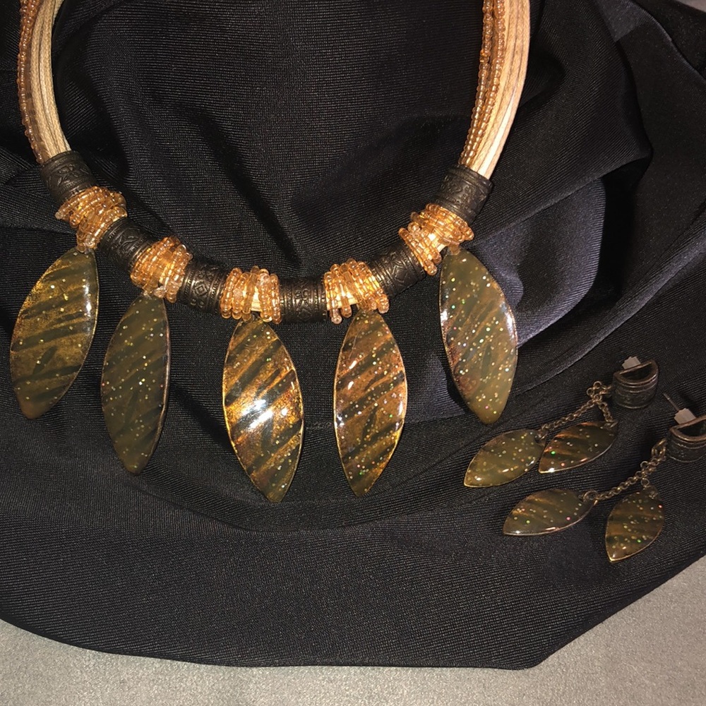 Choker/Necklace set